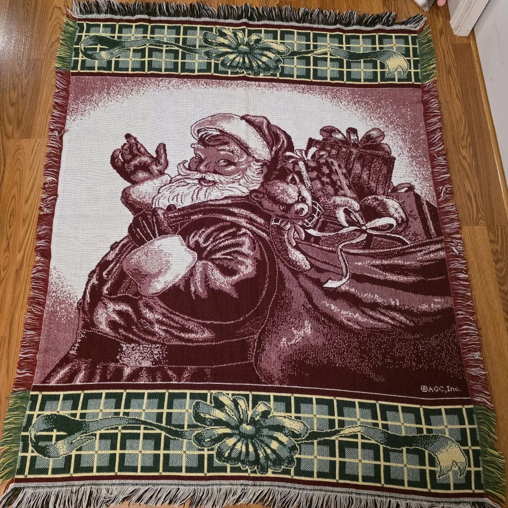 Vintage Christmas Throw Blanket Santa Claus Holiday Tapestry Toys Gifts